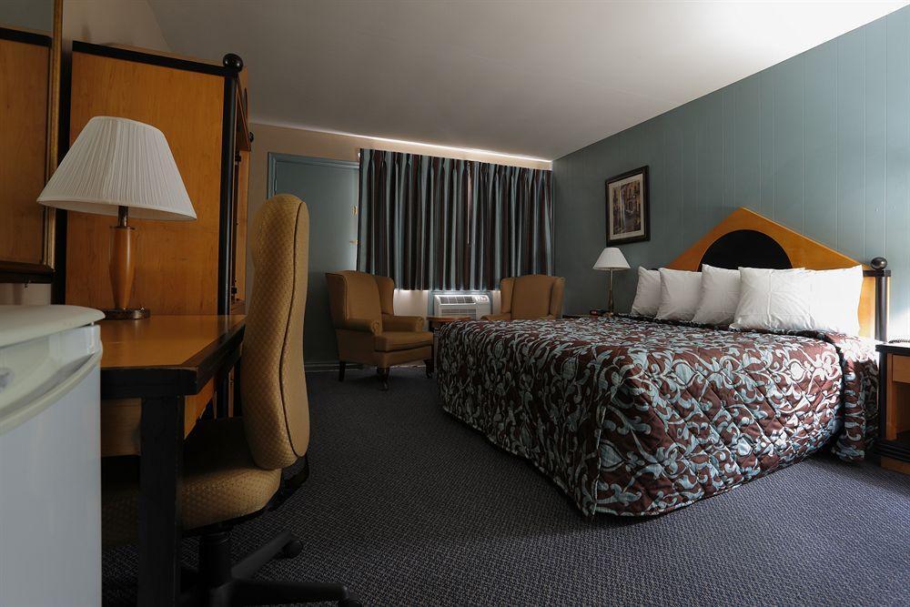 Belmont Inn Sudbury Buitenkant foto