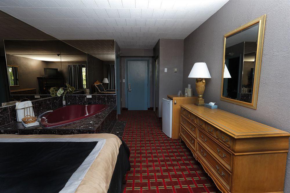 Belmont Inn Sudbury Buitenkant foto